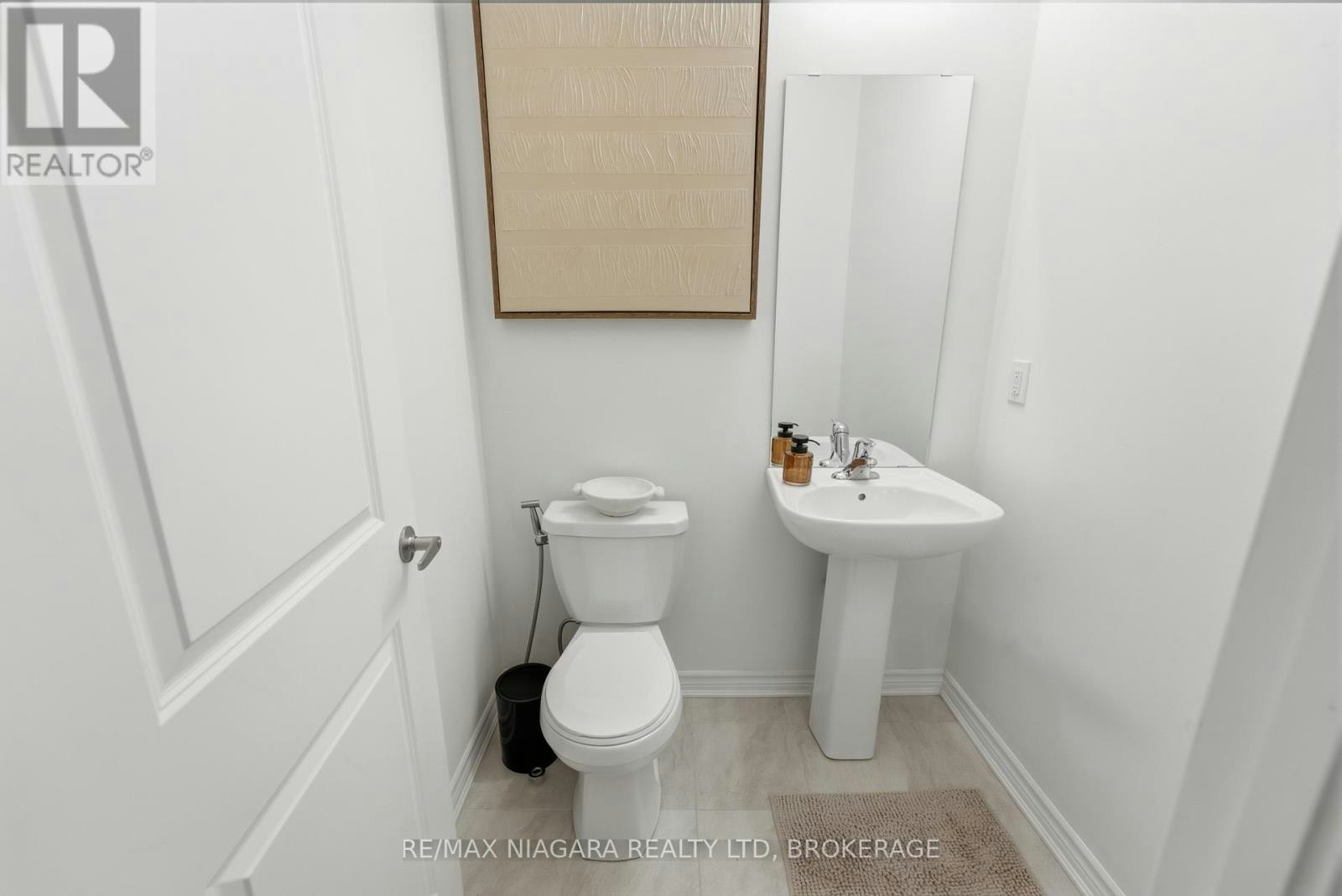 56 Sapphire Way, Thorold, ON, L2V 0B8 - 6