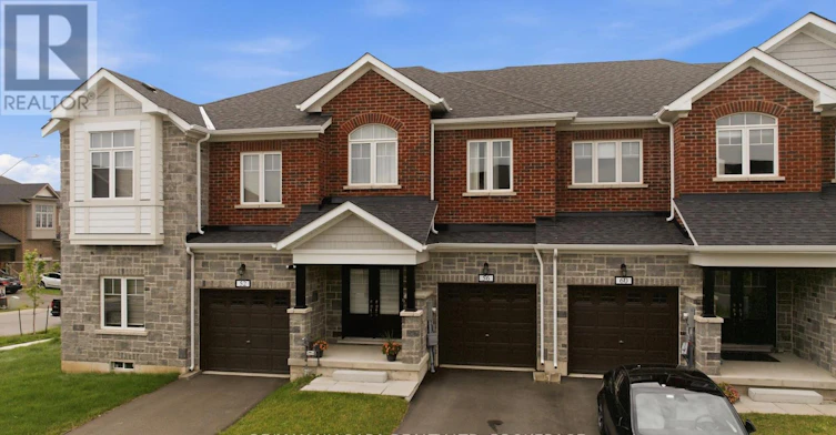 56 Sapphire Way, Thorold, ON, L2V 0B8 - 2