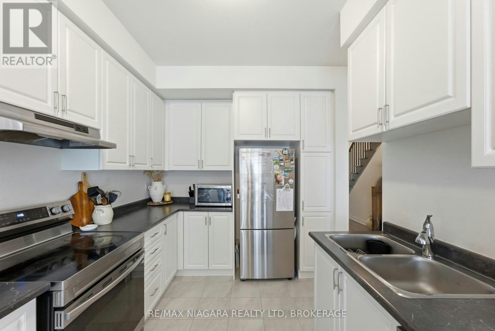 56 Sapphire Way, Thorold, ON, L2V 0B8 - 14