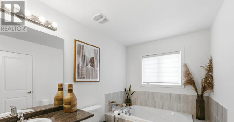 56 Sapphire Way, Thorold, ON, L2V 0B8 - 25
