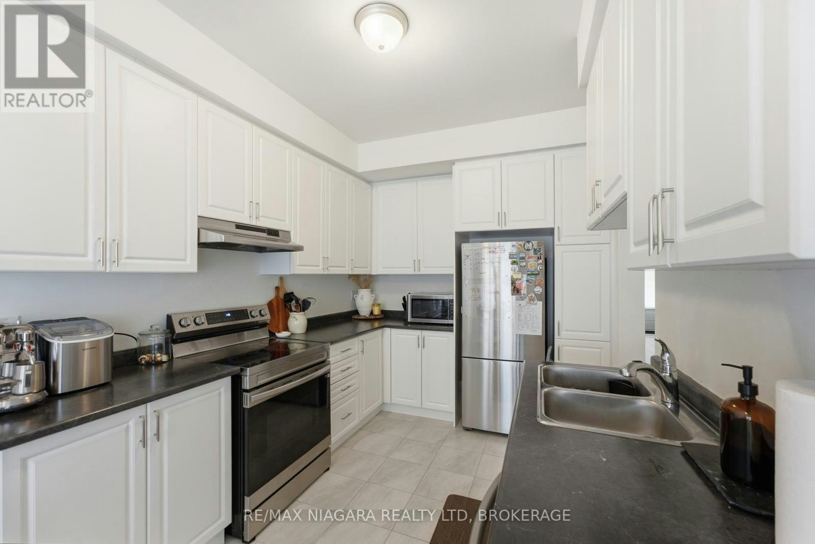 56 Sapphire Way, Thorold, ON, L2V 0B8 - 15