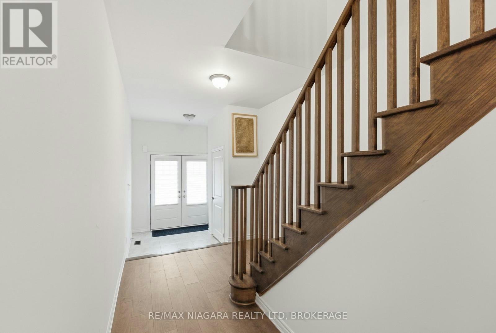 56 Sapphire Way, Thorold, ON, L2V 0B8 - 5