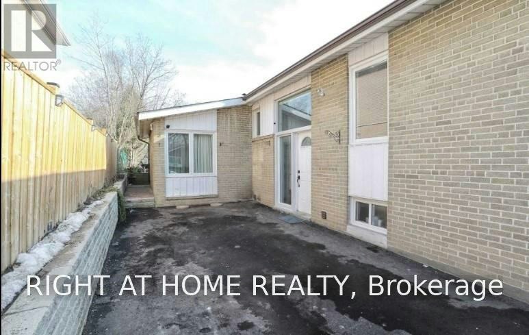 MAIN-9 Aveline Crescent, Toronto, ON, M1H 2P4