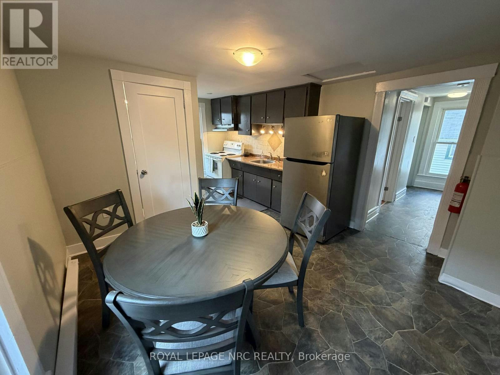 90 Park Street, Welland, ON, L3B 4M5 - 8