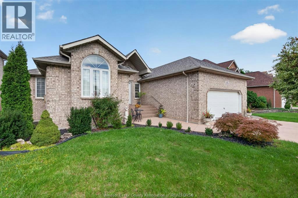 2703 Lombardy Crescent, Lasalle, ON, N9H 2L7