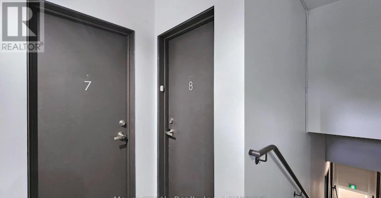 8-10 Marquette Avenue, Toronto, ON, M6A 1X9 - 4