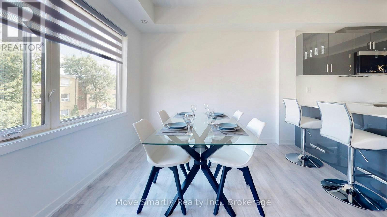 8-10 Marquette Avenue, Toronto, ON, M6A 1X9 - 18