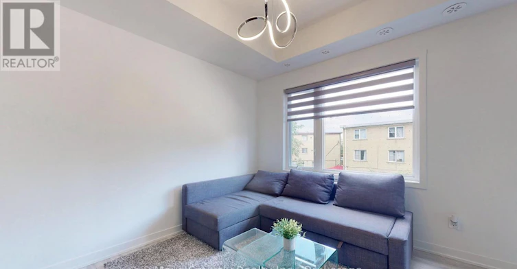 8-10 Marquette Avenue, Toronto, ON, M6A 1X9 - 7