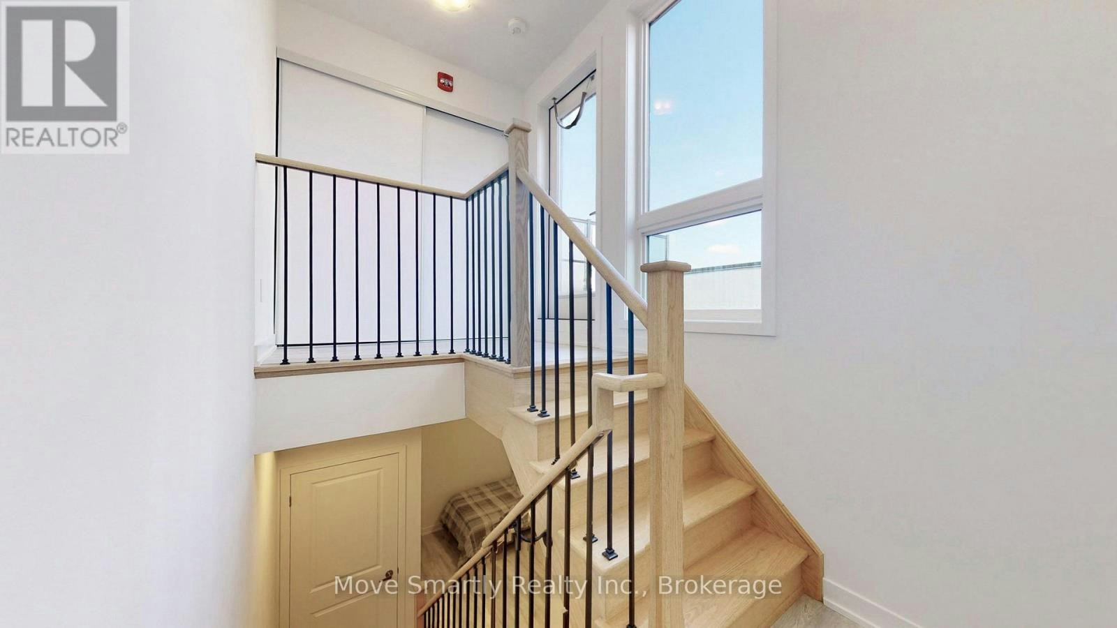 8-10 Marquette Avenue, Toronto, ON, M6A 1X9 - 38