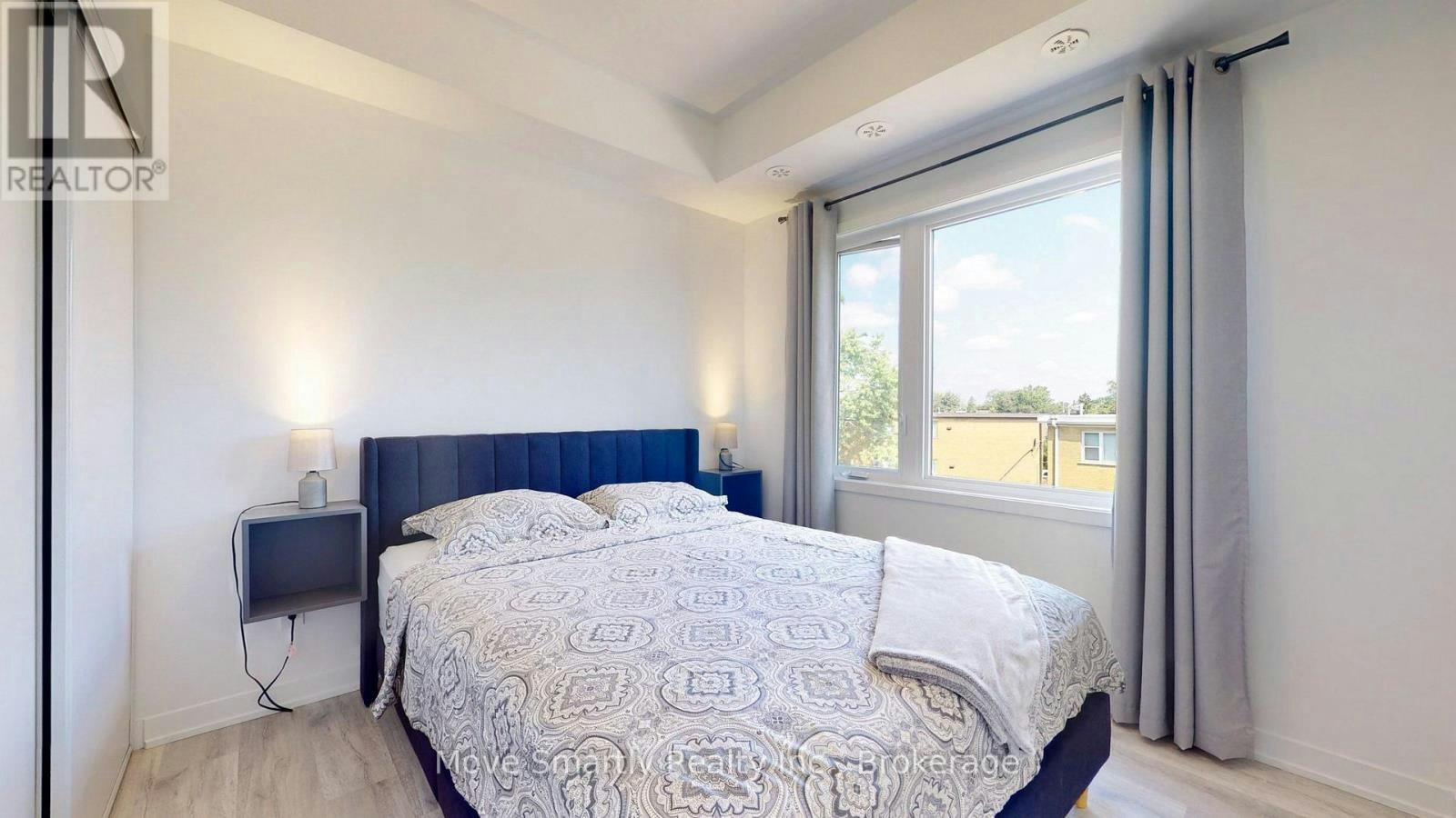 8-10 Marquette Avenue, Toronto, ON, M6A 1X9 - 30