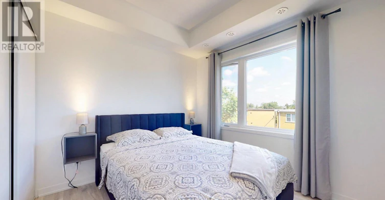 8-10 Marquette Avenue, Toronto, ON, M6A 1X9 - 30
