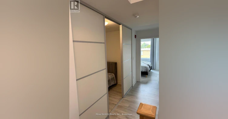 8-10 Marquette Avenue, Toronto, ON, M6A 1X9 - 34