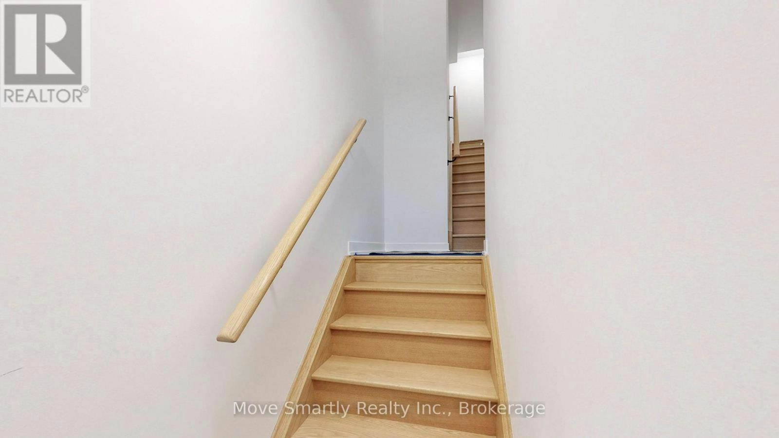 8-10 Marquette Avenue, Toronto, ON, M6A 1X9 - 6