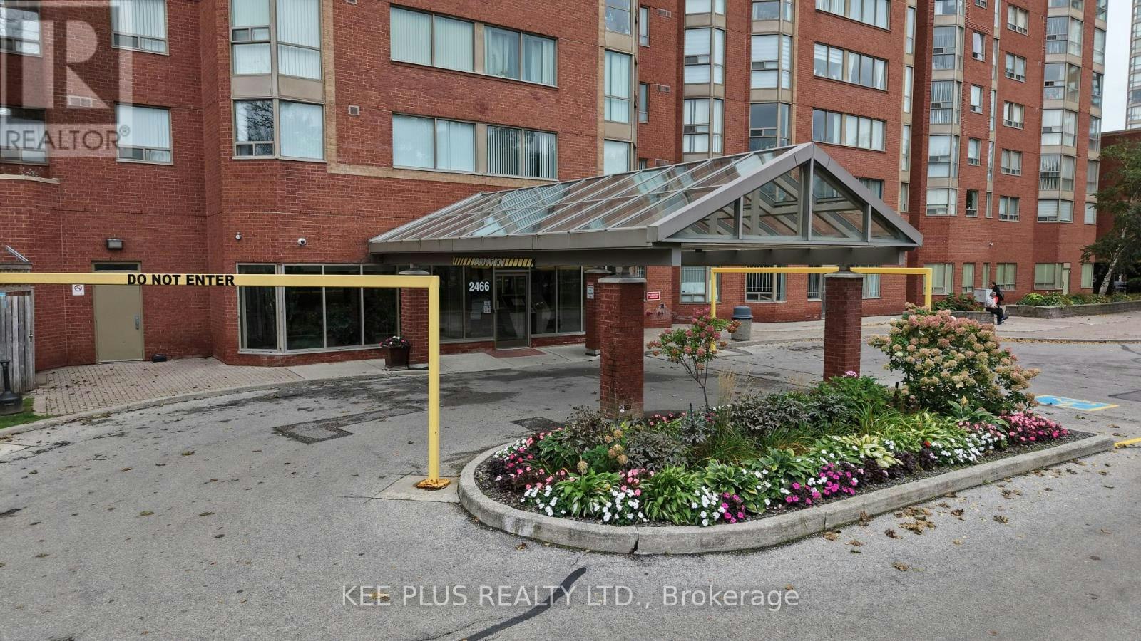 819-2466 Eglinton Avenue E, Toronto, ON, M1K 5J8