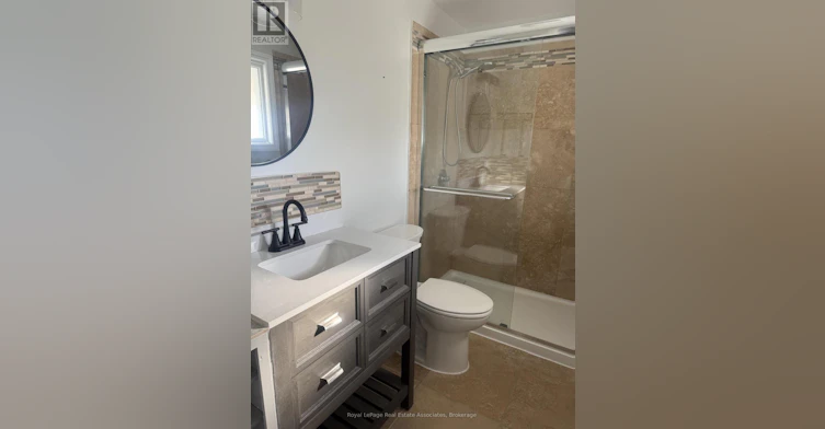 18 Fagan Drive, Halton Hills, ON, L7G 4P3 - 7