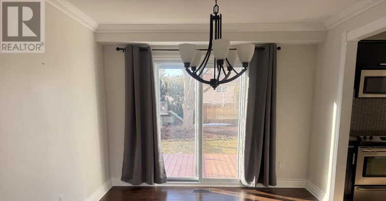 18 Fagan Drive, Halton Hills, ON, L7G 4P3 - 5