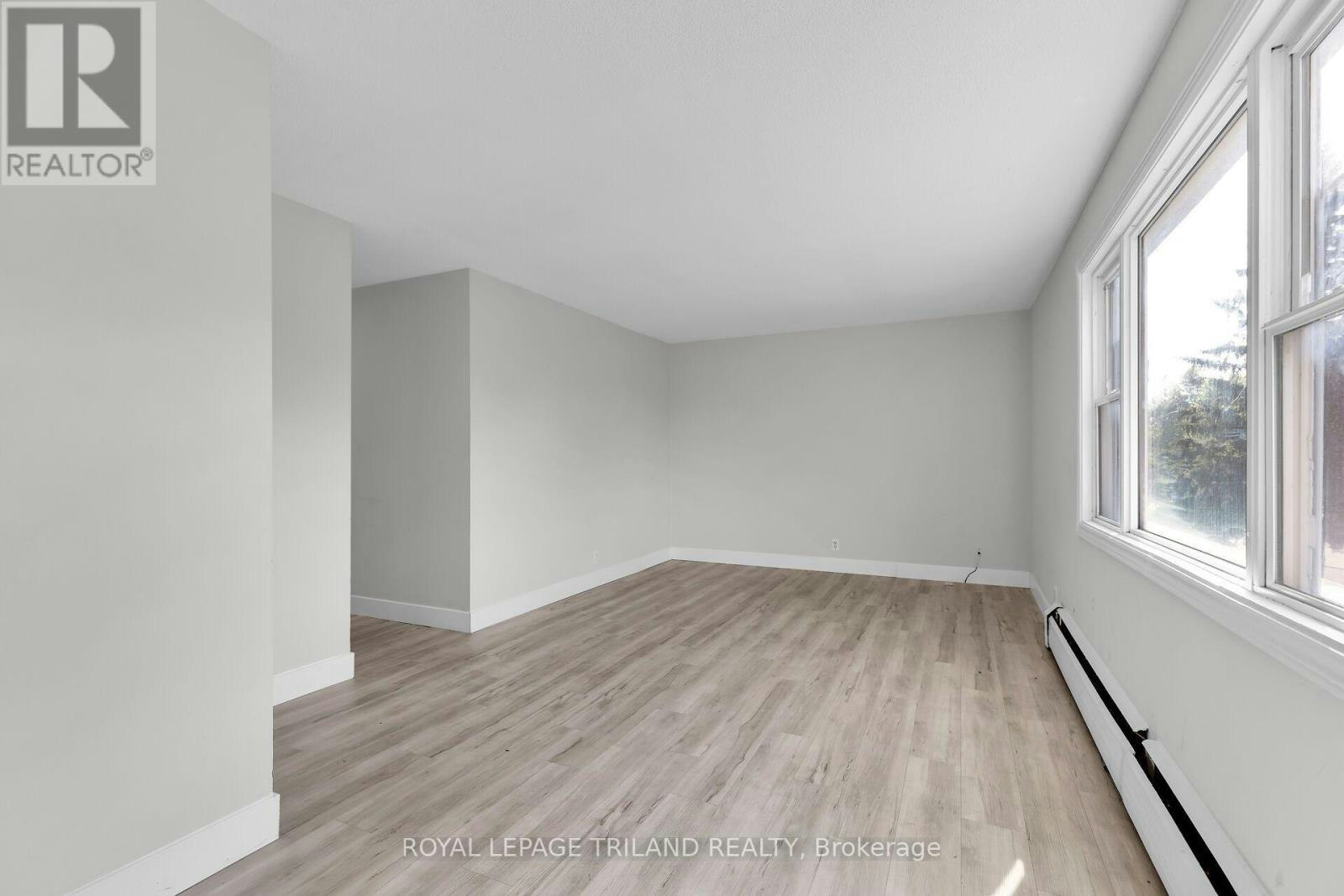 4-1566 Allen Place, London, ON, N5W 2V8 - 2
