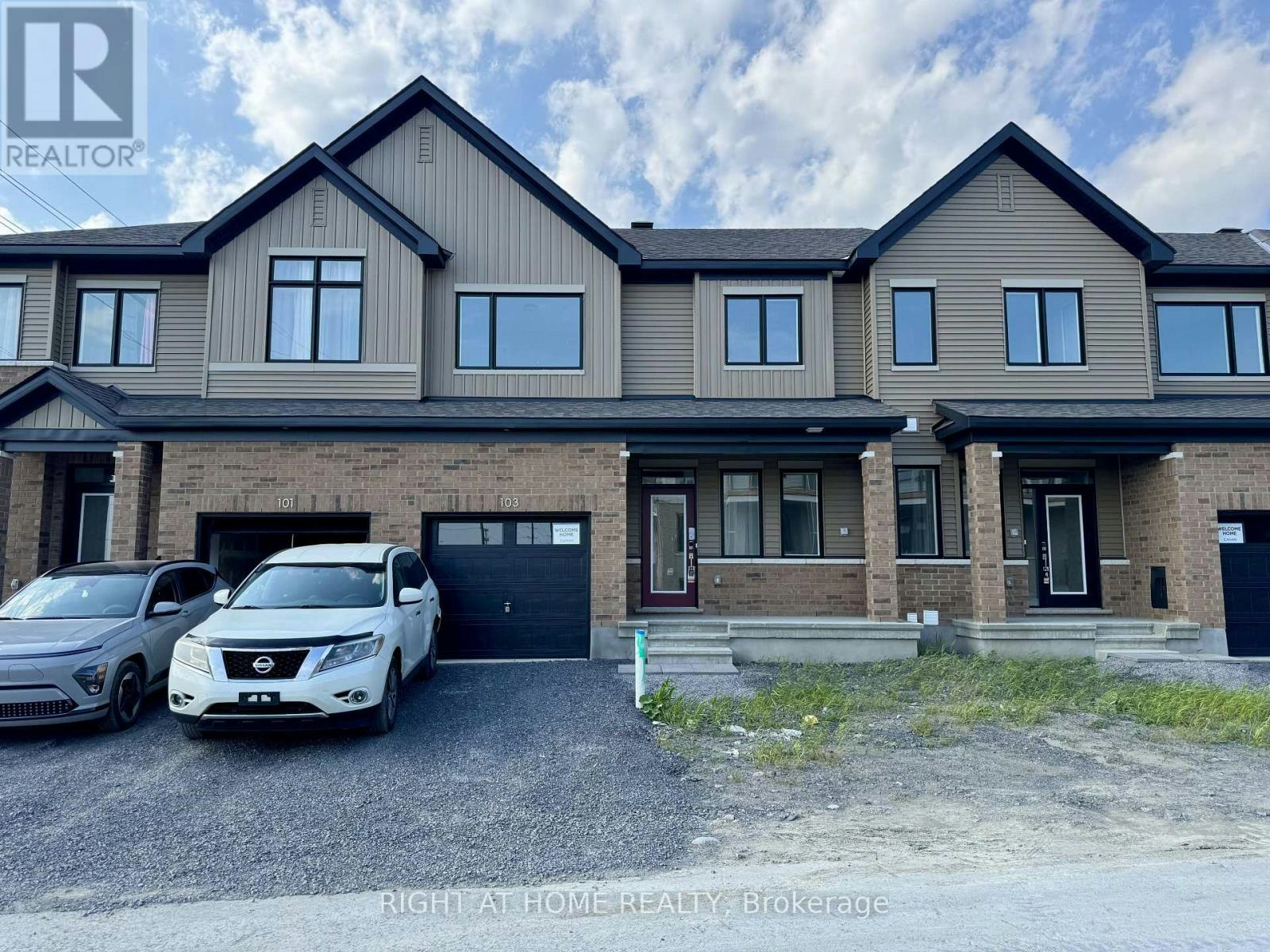 103 Ryan Reynolds Way, Ottawa, ON, K4A 5T4