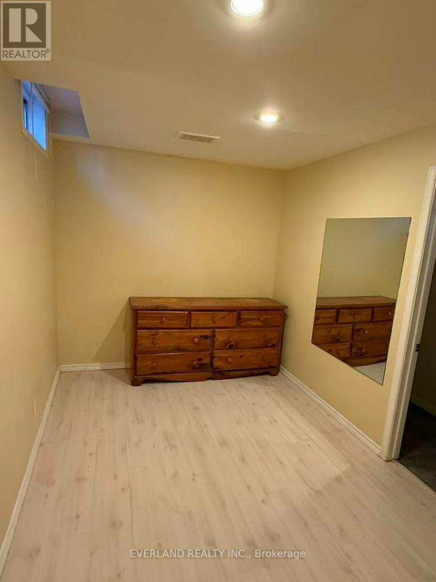 BASEMENT-156 Bristol Road, Newmarket, ON, L3Y 7W8 - 7
