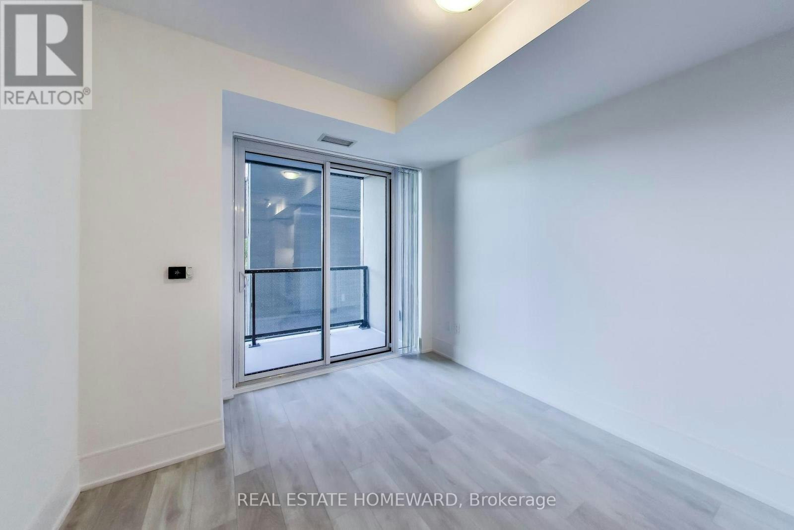304-2450 Bloor Street W, Toronto, ON, M6S 0A9 - 6