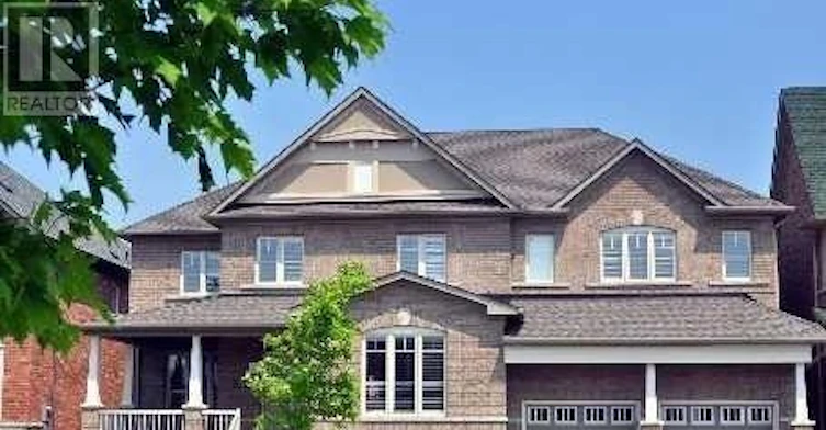 26 Lake Forest Drive, Richmond Hill, ON, L4E 0B2