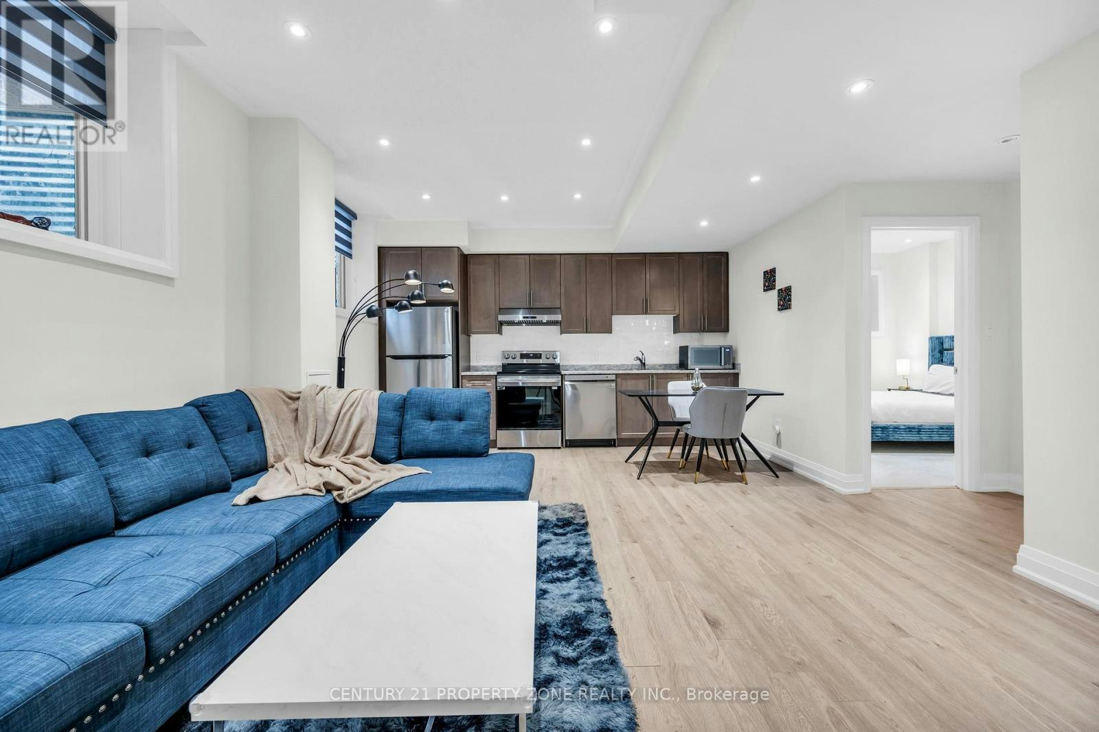 12 Trellanock Road, Brampton, ON, L6Y 6K8 - 7