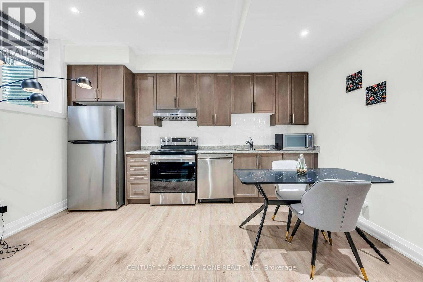12 Trellanock Road, Brampton, ON, L6Y 6K8 - 6