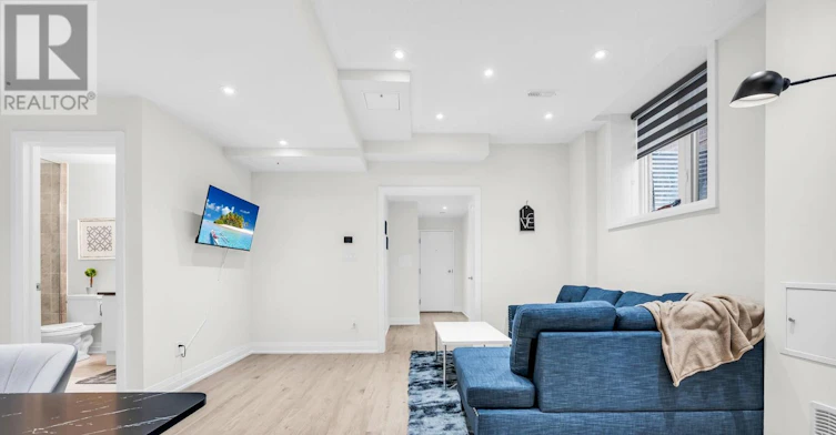 12 Trellanock Road, Brampton, ON, L6Y 6K8 - 9