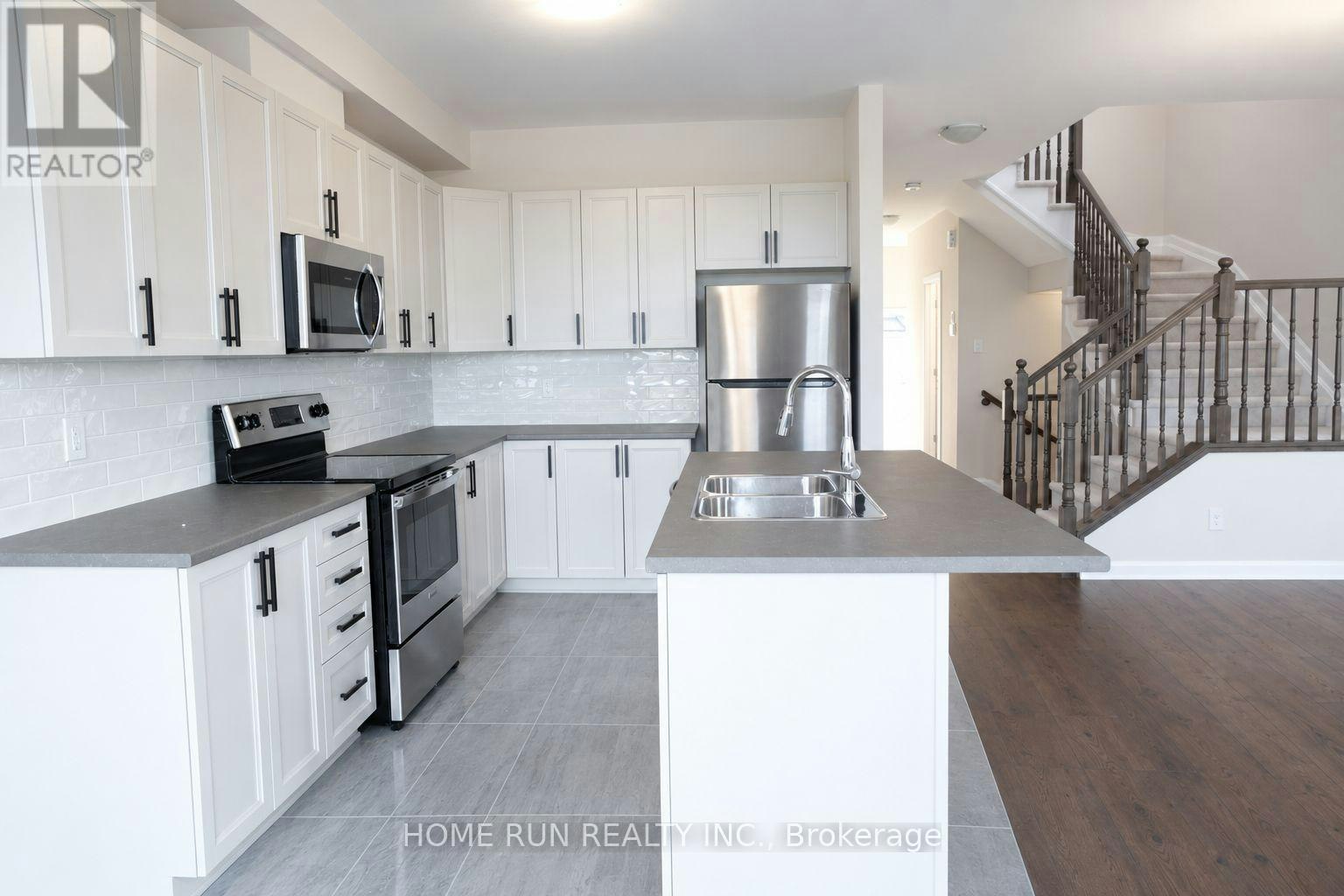 141 Namaste Walk, Ottawa, ON, K2J 6Z4 - 4