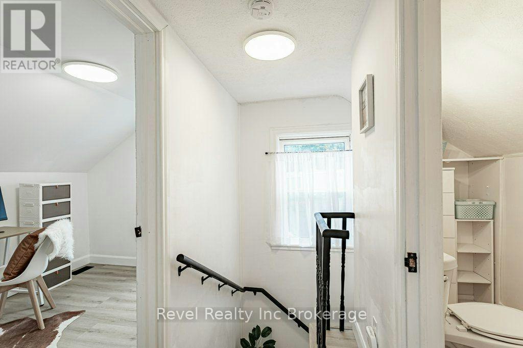 17 Dover Street, Woodstock, ON, N4S 3L7 - 24