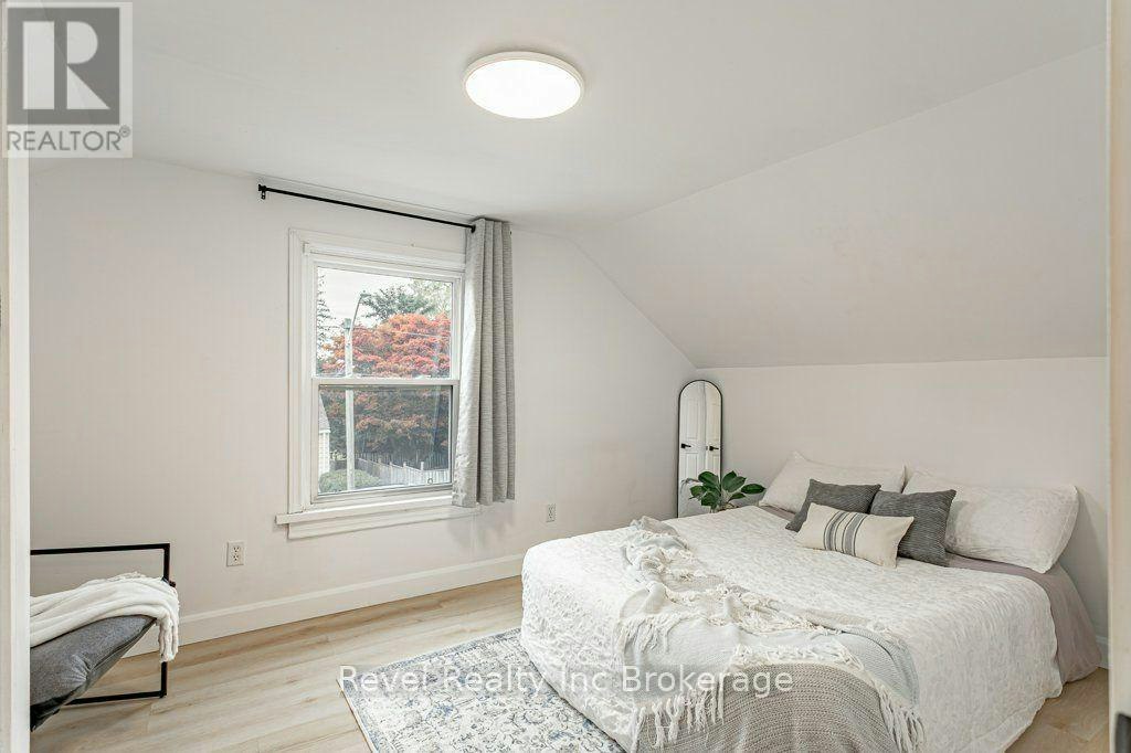 17 Dover Street, Woodstock, ON, N4S 3L7 - 19