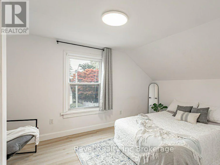 17 Dover Street, Woodstock, ON, N4S 3L7 - 19
