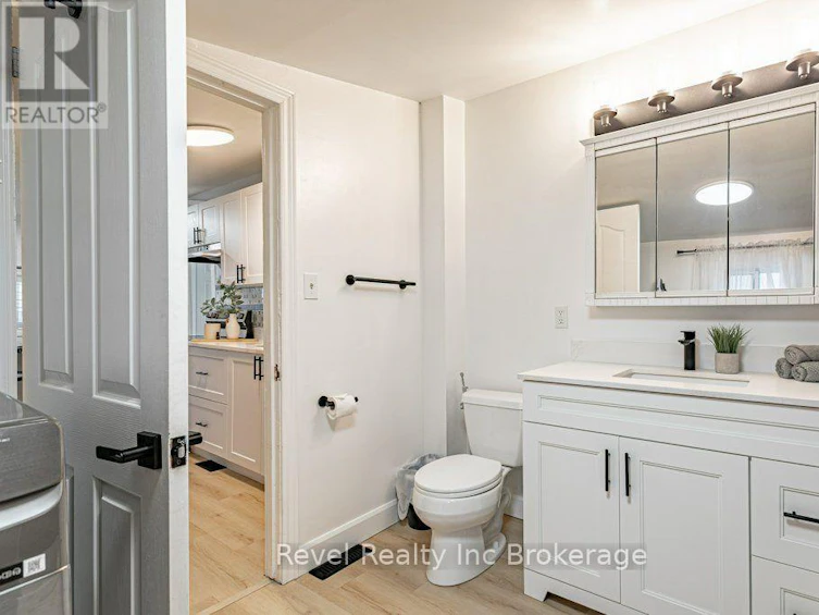 17 Dover Street, Woodstock, ON, N4S 3L7 - 17