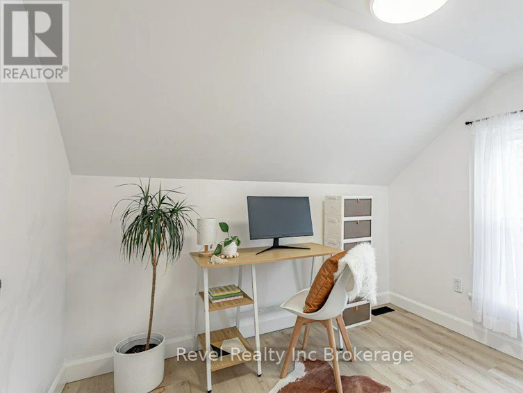 17 Dover Street, Woodstock, ON, N4S 3L7 - 22