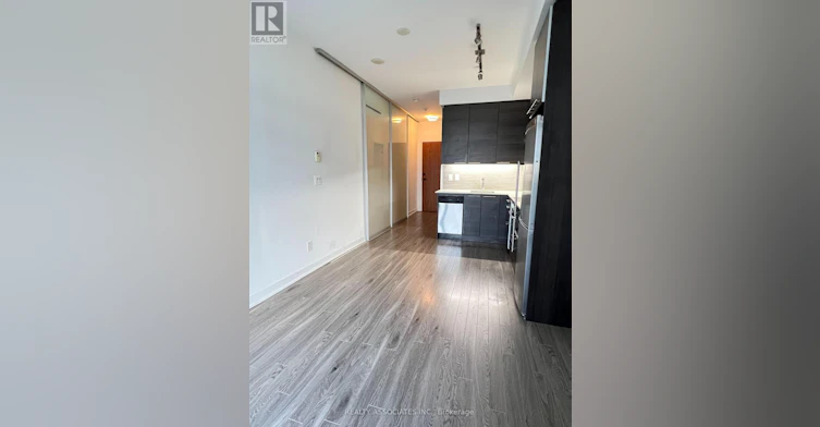2807-1 Market Street, Toronto, ON, M5E 0A2 - 2
