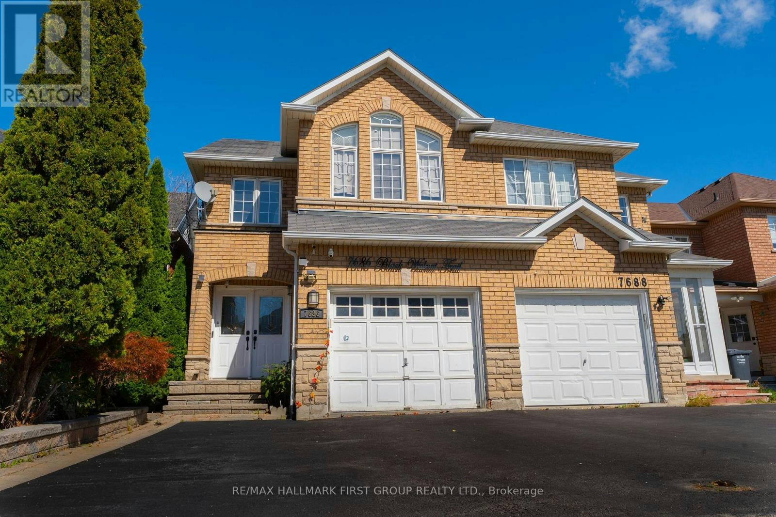 7686 Black Walnut Trail, Mississauga, ON, L5N 8A6