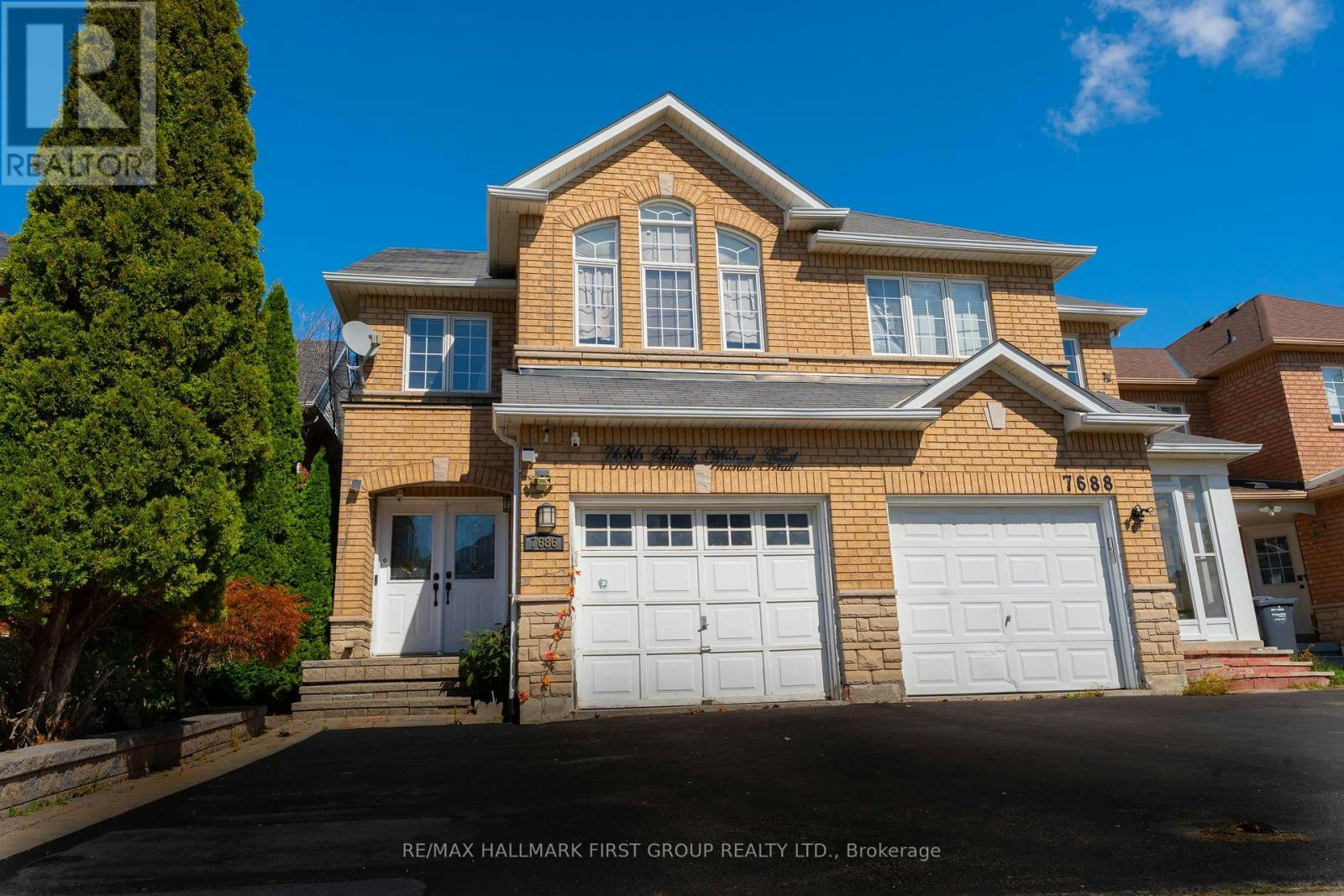 7686 Black Walnut Trail, Mississauga, ON, L5N 8A6