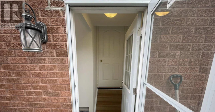 1 Tralee (Lower Street, Brampton, ON, L6Z 2X4