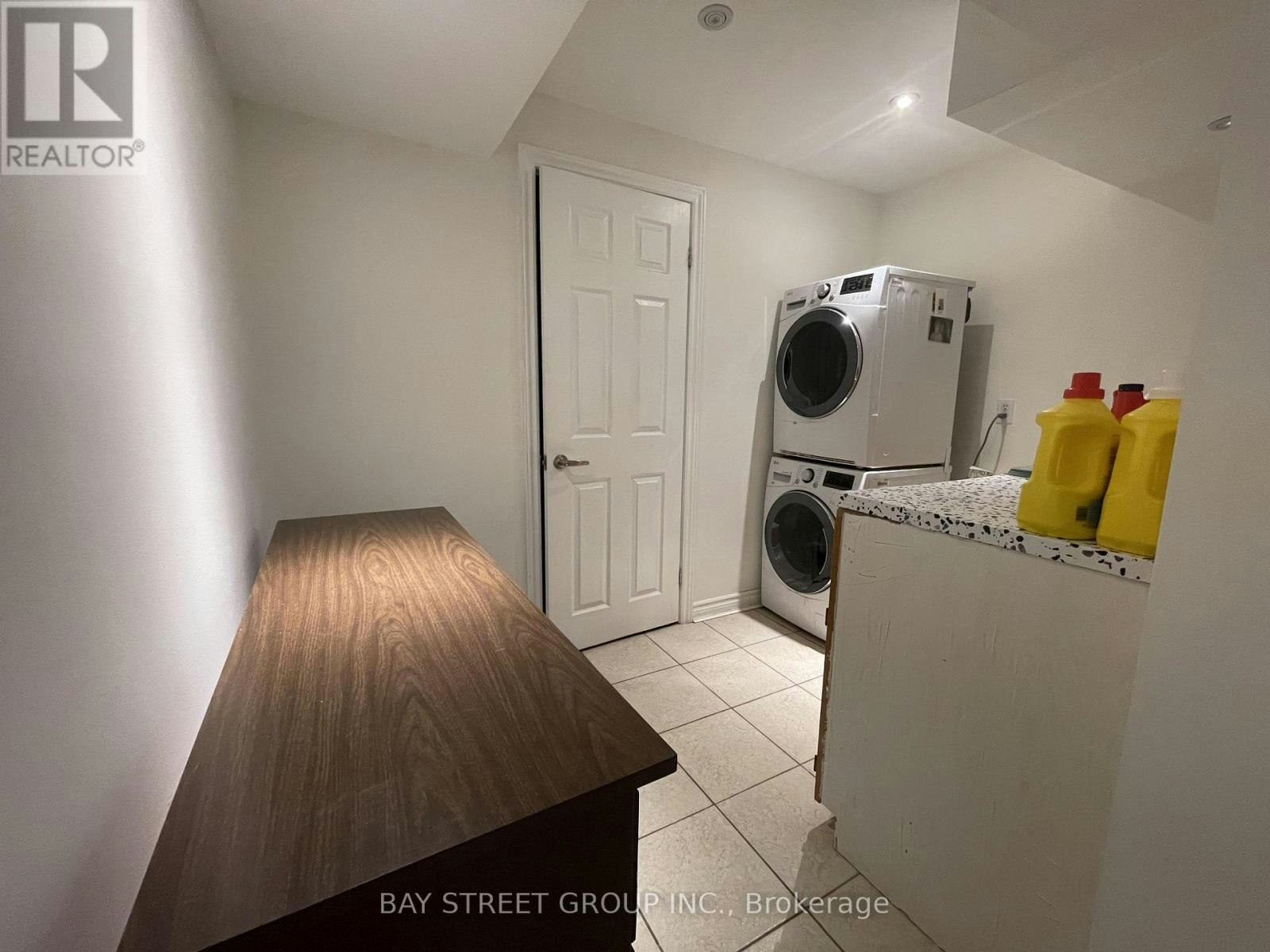1 Tralee (Lower Street, Brampton, ON, L6Z 2X4 - 12