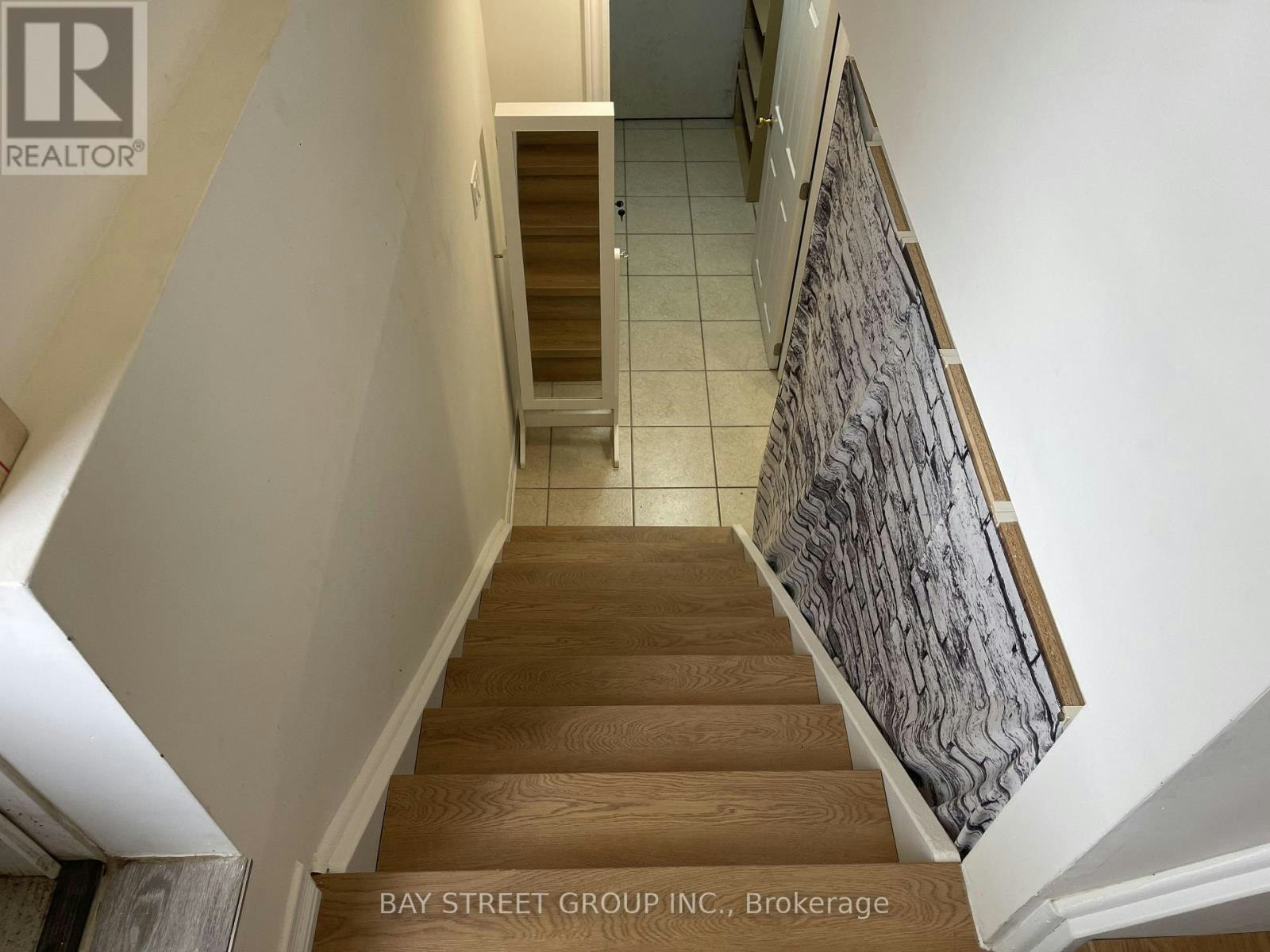 1 Tralee (Lower Street, Brampton, ON, L6Z 2X4 - 4