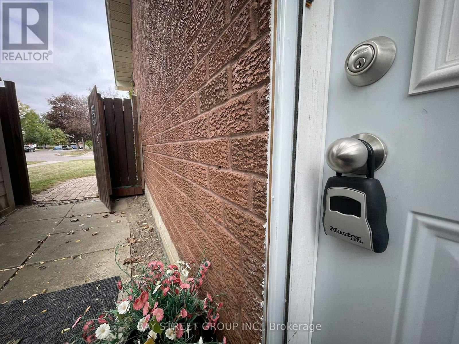 1 Tralee (Lower Street, Brampton, ON, L6Z 2X4 - 18