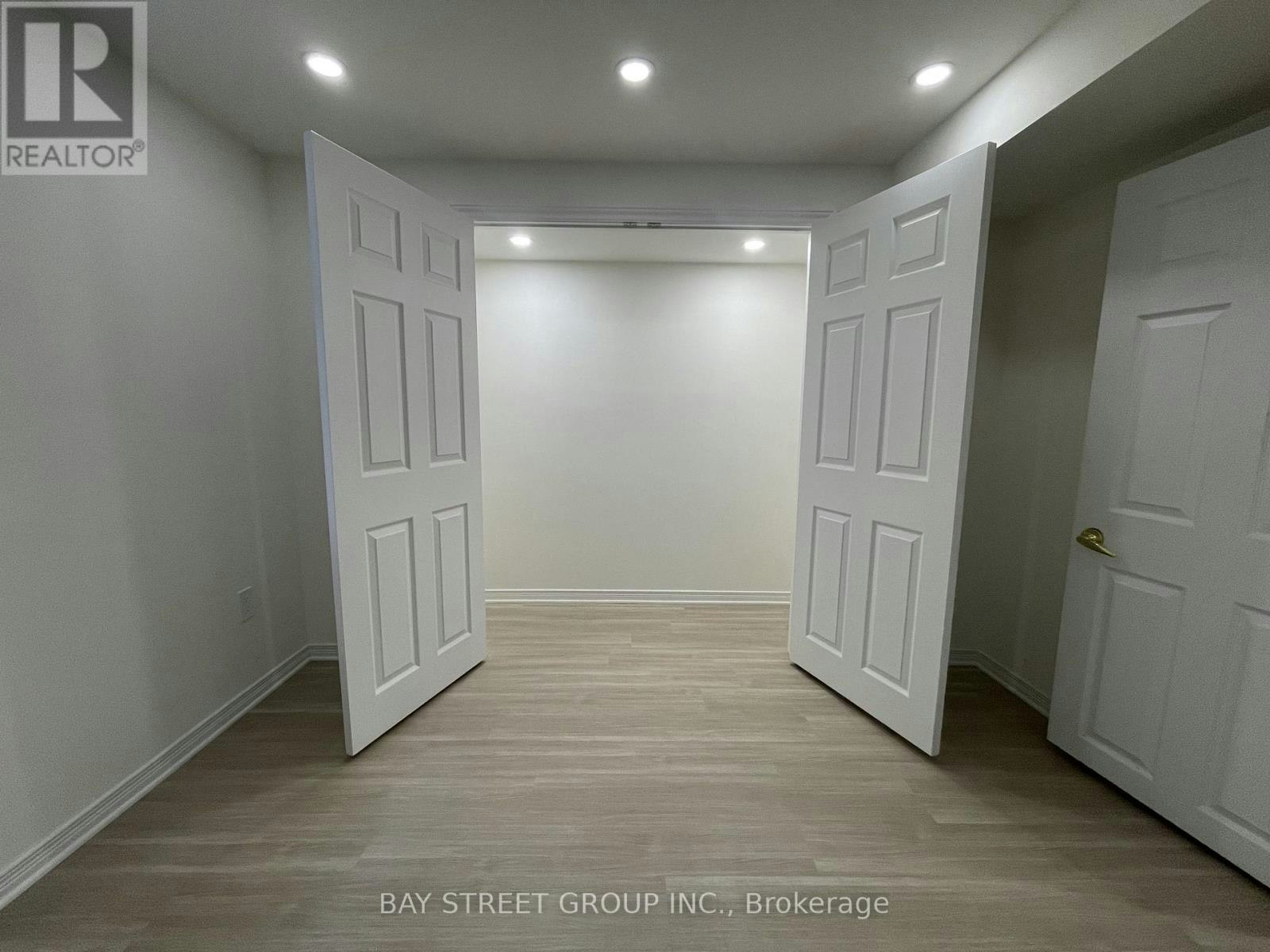 1 Tralee (Lower Street, Brampton, ON, L6Z 2X4 - 10
