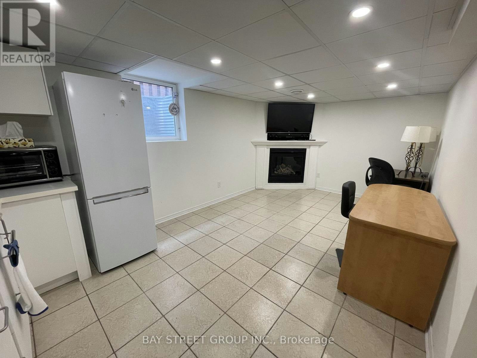 1 Tralee (Lower Street, Brampton, ON, L6Z 2X4 - 15
