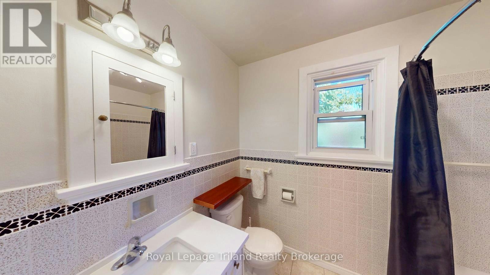 614 Ingersoll Avenue, Woodstock, ON, N4S 4Y2 - 11