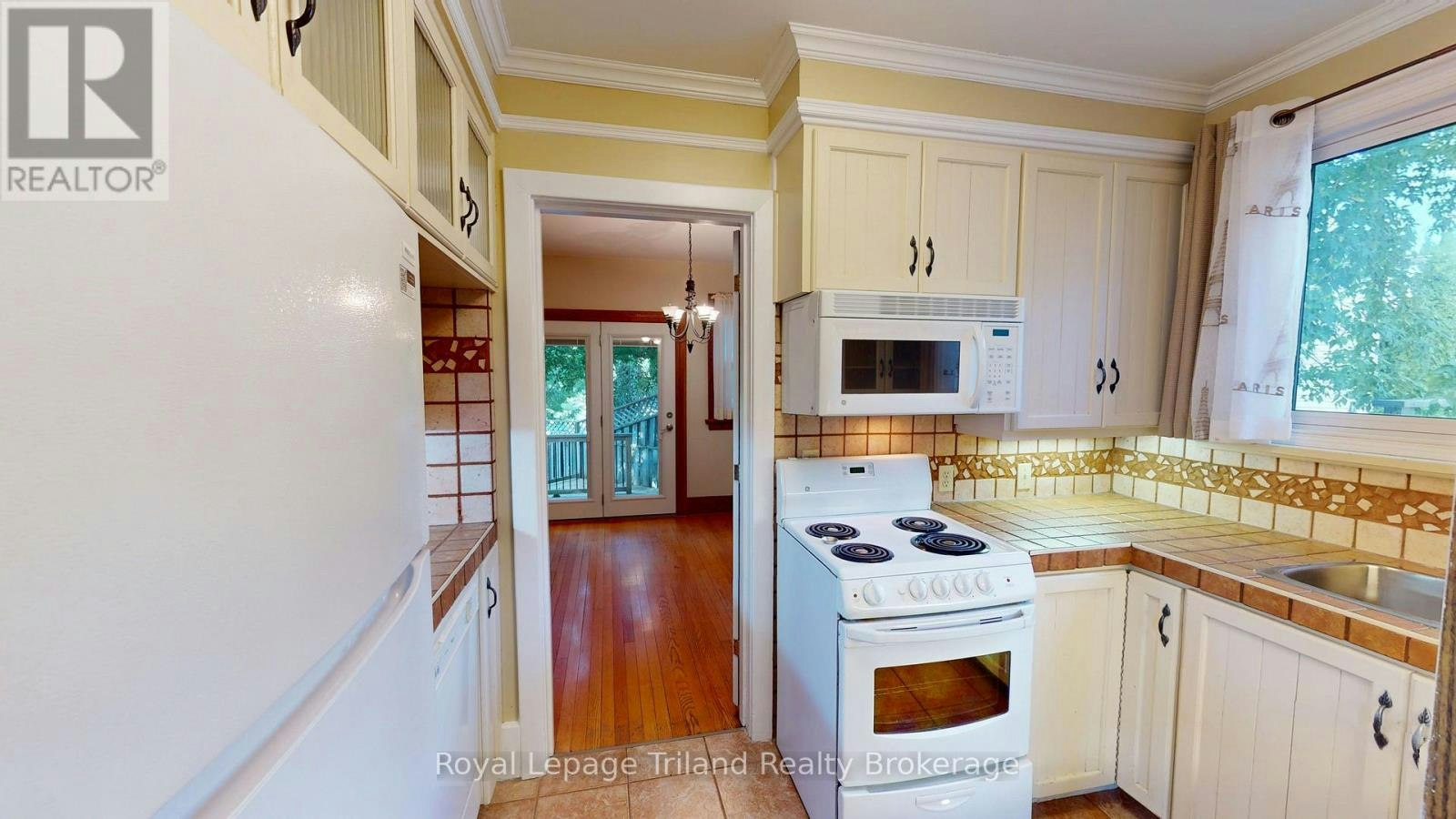 614 Ingersoll Avenue, Woodstock, ON, N4S 4Y2 - 6
