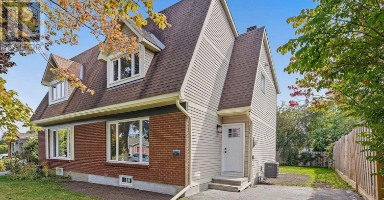 286 Mockingbird Drive, Ottawa, ON, K1E 2A5