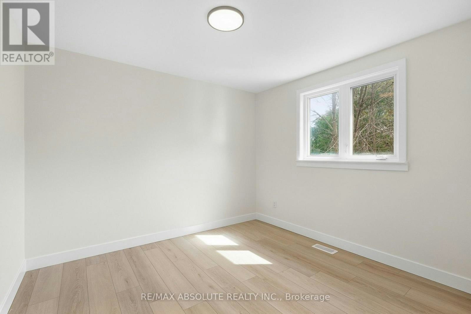 286 Mockingbird Drive, Ottawa, ON, K1E 2A5 - 18