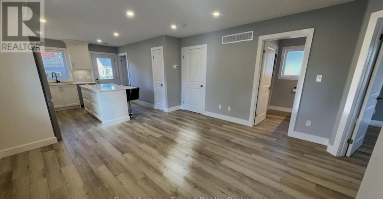 1-695 Hayball Street, Woodstock, ON, N4S 4Z5