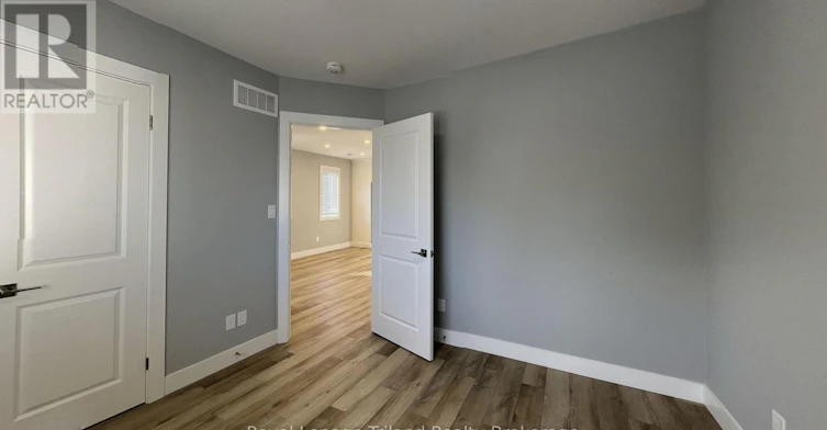 1-695 Hayball Street, Woodstock, ON, N4S 4Z5 - 5