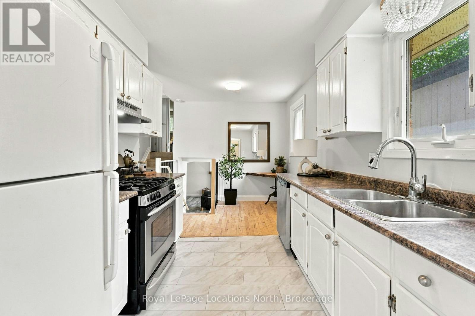 32 Courtice Crescent, Collingwood, ON, L9Y 4G1 - 3